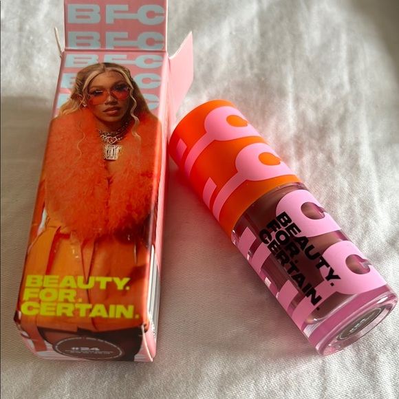 BFC Beauty For Certain matte liquid lipstick shade #24 - Picture 2 of 3